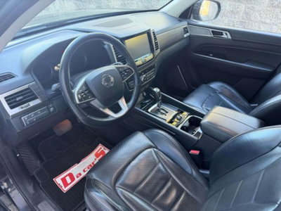Ssangyong Rexton 2.2 4WD Dream (2)