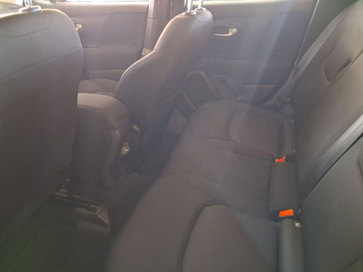 Jeep Renegade 1.6 Mjt 120 CV Longitude (10)