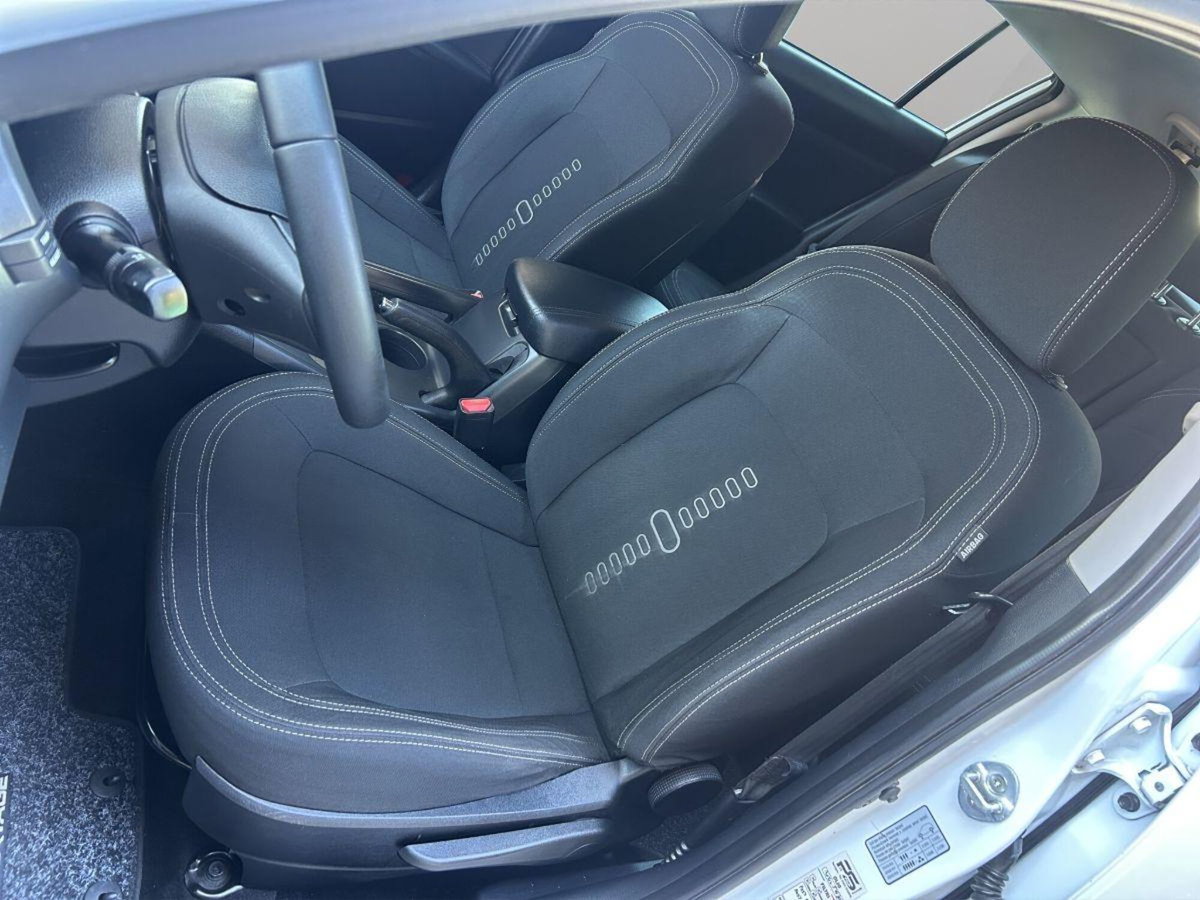 Kia Sportage 1.7 CRDI 2WD Cool (11)