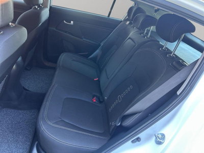 Kia Sportage 1.7 CRDI 2WD Cool (12)