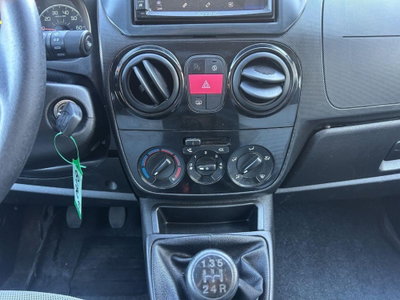 Fiat Qubo 1.3 MJT 75 CV Trekking (14)