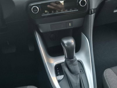 Toyota Yaris 1.5 Hybrid 5 porte Lounge (10)