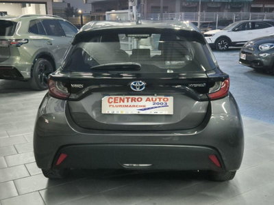 Toyota Yaris 1.5 Hybrid 5 porte Lounge (6)
