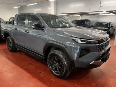 Toyota Hilux 2.8 d-4d 48V double cab Invincible auto nuovo