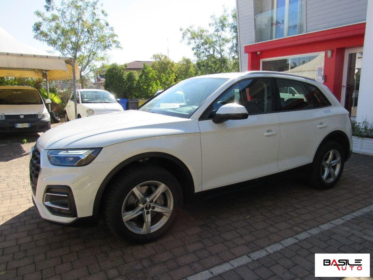 Audi Q5 40 TDI quattro S tronic S line plus (2)