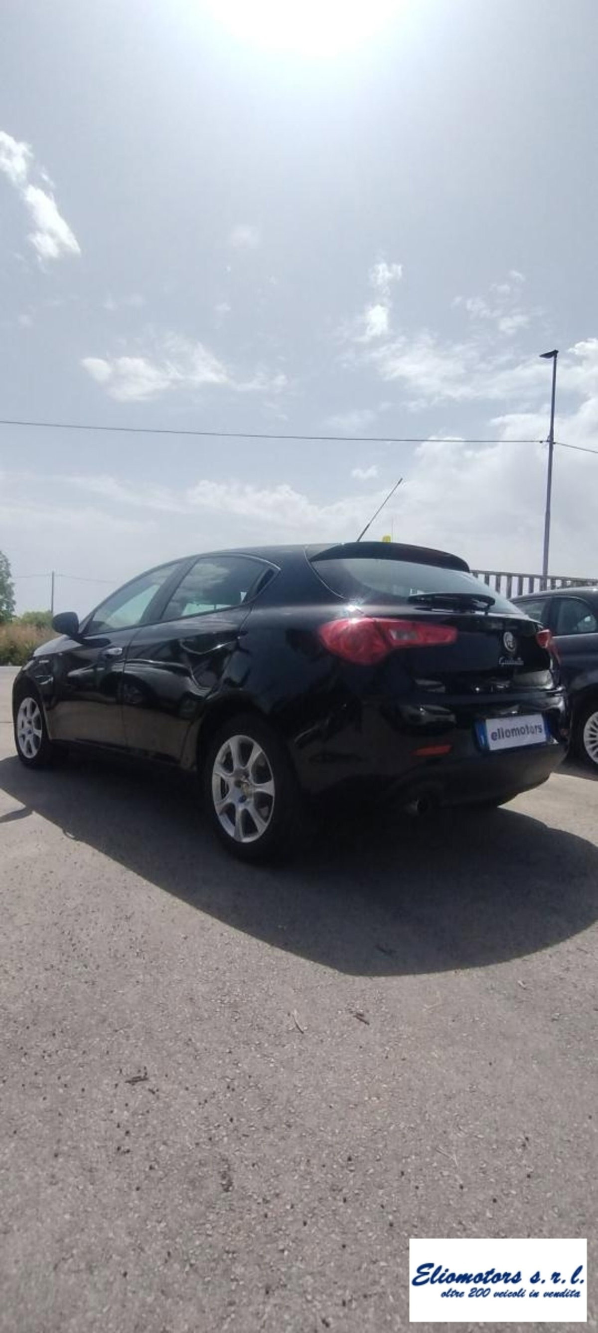 Alfa Romeo Giulietta 1.6 JTDm-2 Distinctive (10)