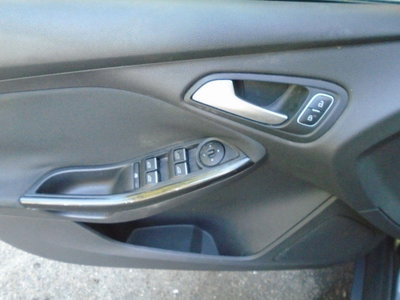 Ford Focus Station Wagon 1.5 TDCi 120 CV Start&Stop SW Titanium (14)
