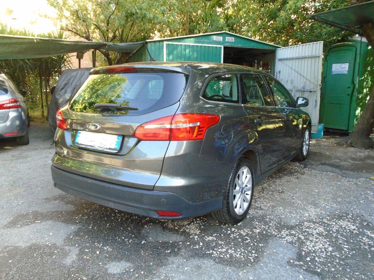 Ford Focus Station Wagon 1.5 TDCi 120 CV Start&Stop SW Titanium (4)