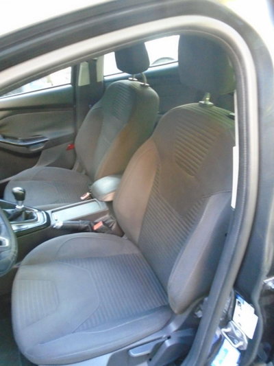 Ford Focus Station Wagon 1.5 TDCi 120 CV Start&Stop SW Titanium (7)