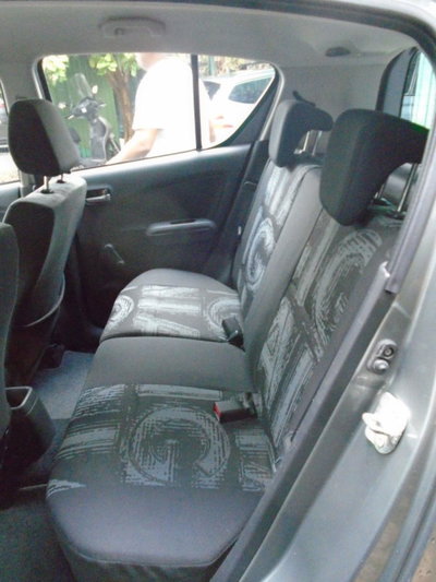 Opel Agila 1.2 16V 94CV Enjoy (20)