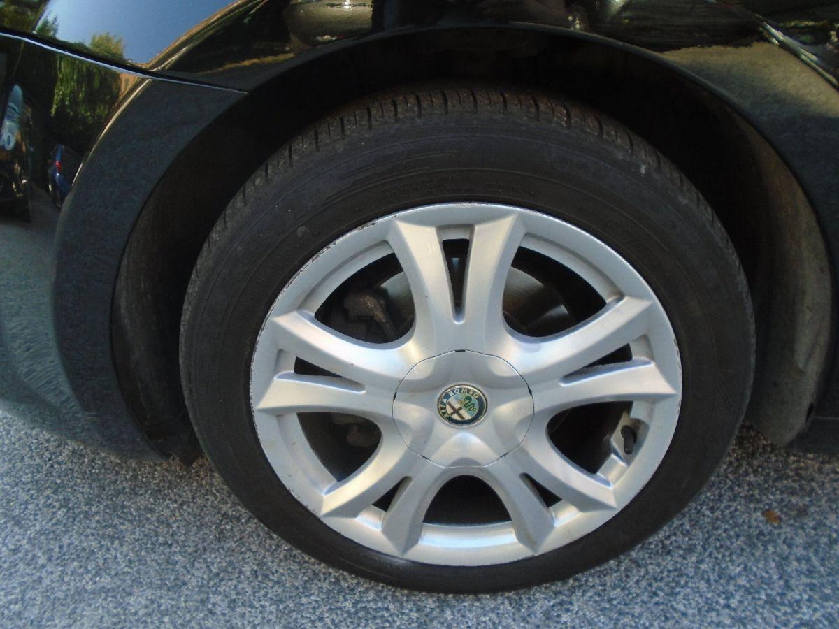 Alfa Romeo MiTo 1.3 JTDm-2 95 CV S&S BlackLine Collection SS (20)