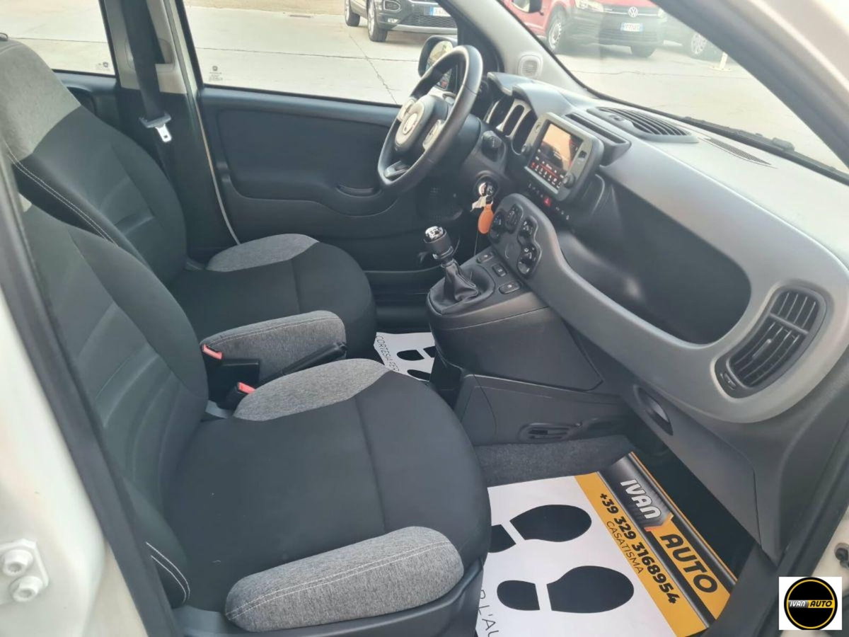 Fiat Panda 1.0 FireFly S&S Hybrid City Cross (11)