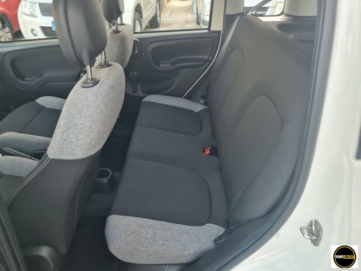 Fiat Panda 1.0 FireFly S&S Hybrid City Cross (14)