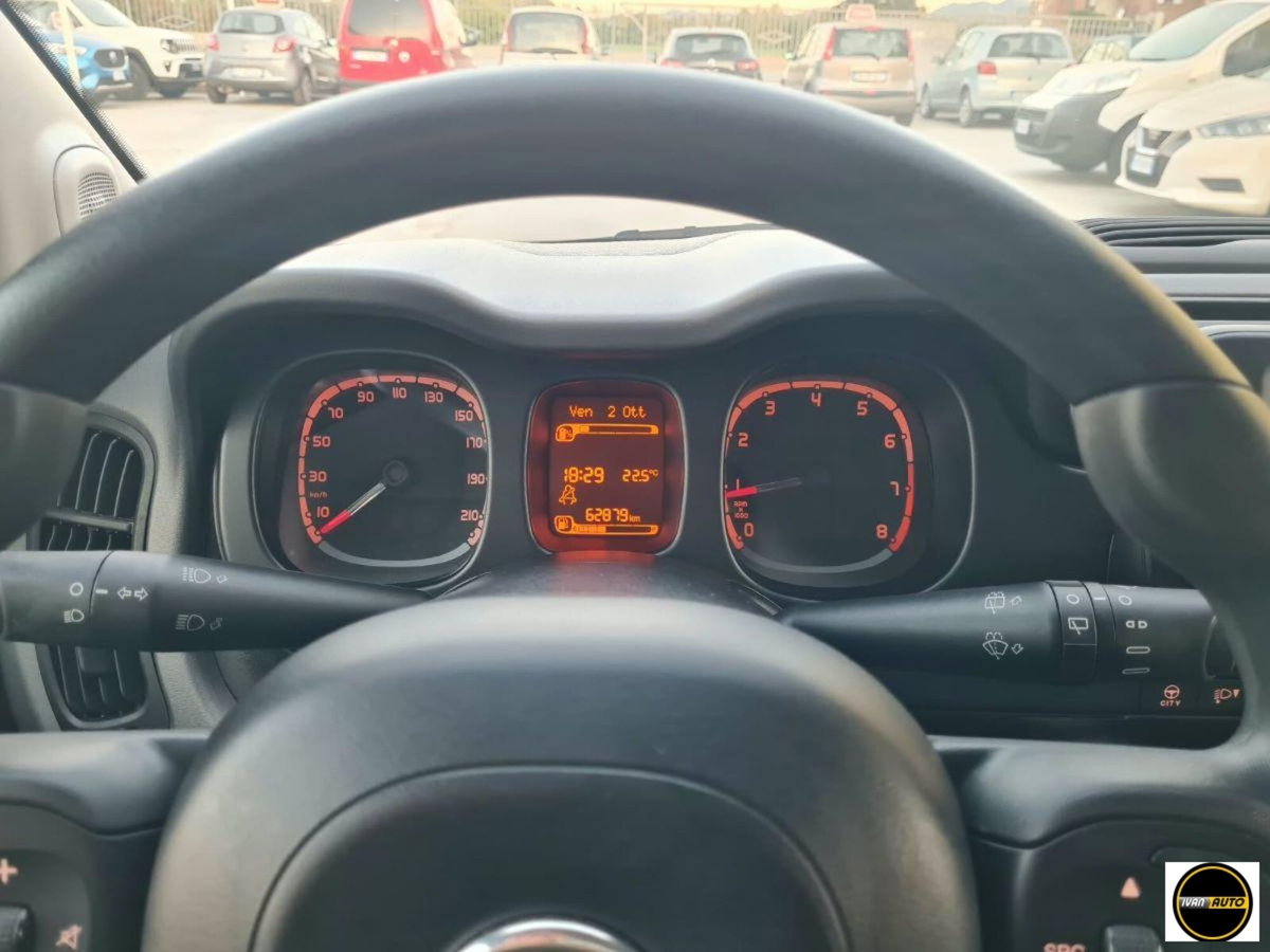 Fiat Panda 1.0 FireFly S&S Hybrid City Cross (8)