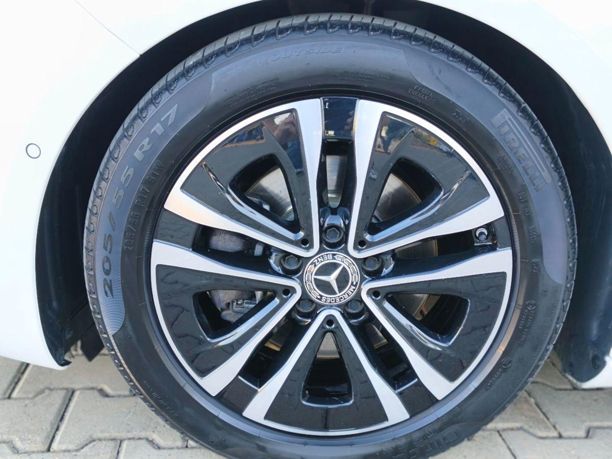 Mercedes-Benz Classe A 180 d Automatic Premium (7)