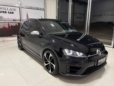Volkswagen Golf R 2.0 5p. (3)