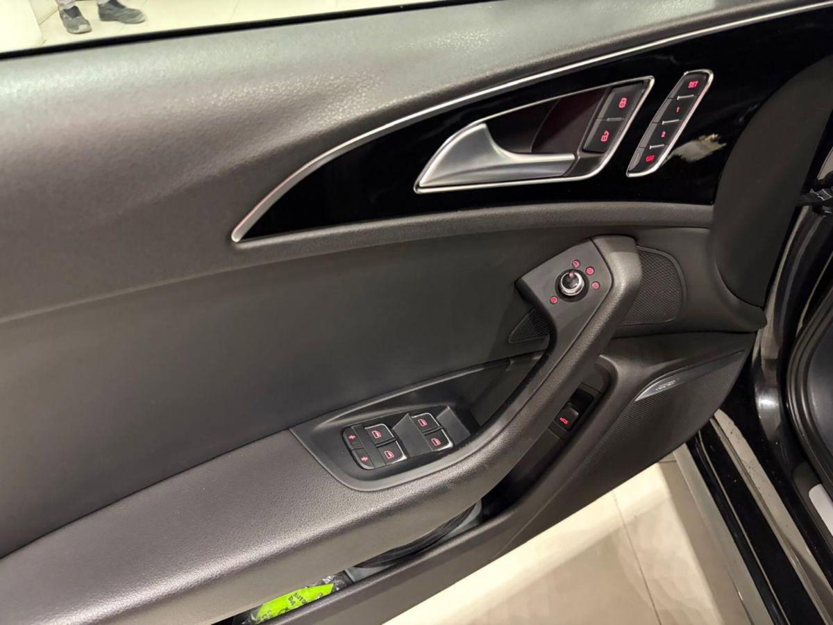 Audi A6 3.0 TDI 245 CV quattro S tronic (8)