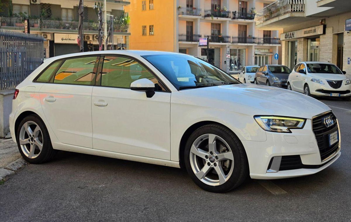 Audi A3 Sportback 1.6 TDI clean diesel Ambition (9)