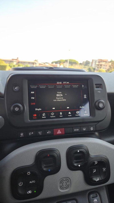 Fiat Panda 1.0 FireFly S&S Hybrid City Cross (12)