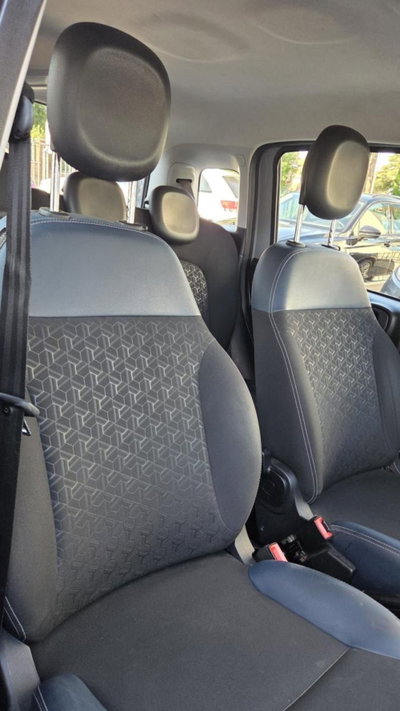 Fiat Panda 1.0 FireFly S&S Hybrid City Cross (19)