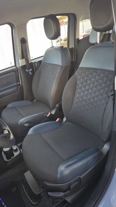 Fiat Panda 1.0 FireFly S&S Hybrid City Cross (9)