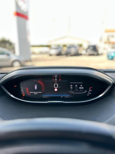 Peugeot 3008 BlueHDi 130 S&S EAT8 Allure Pack (17)