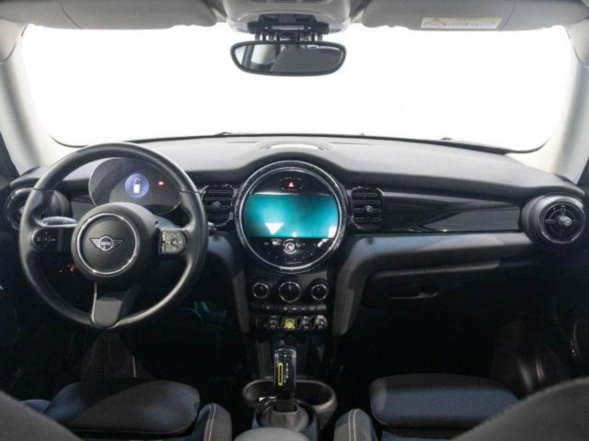 MINI Mini Cooper SE S (11)