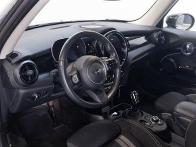 MINI Mini Cooper SE S (9)