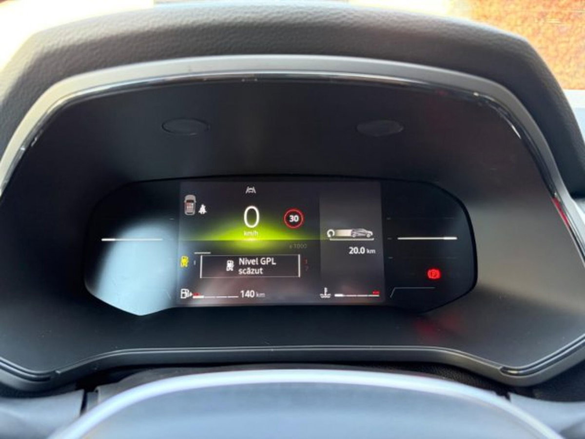 Renault Captur 1.2 eco-g Evolution 120cv (17)