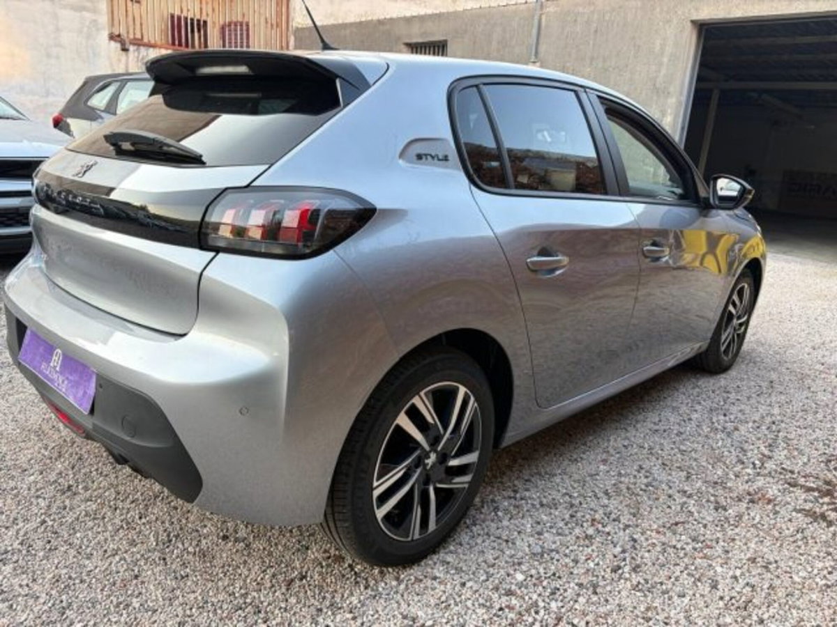 Peugeot 208 1.2 hybrid Active 100cv e-dcs 6 (11)
