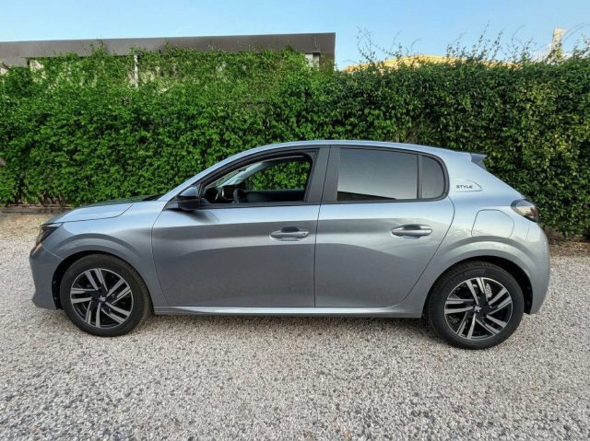Peugeot 208 1.2 hybrid Active 100cv e-dcs 6 (3)