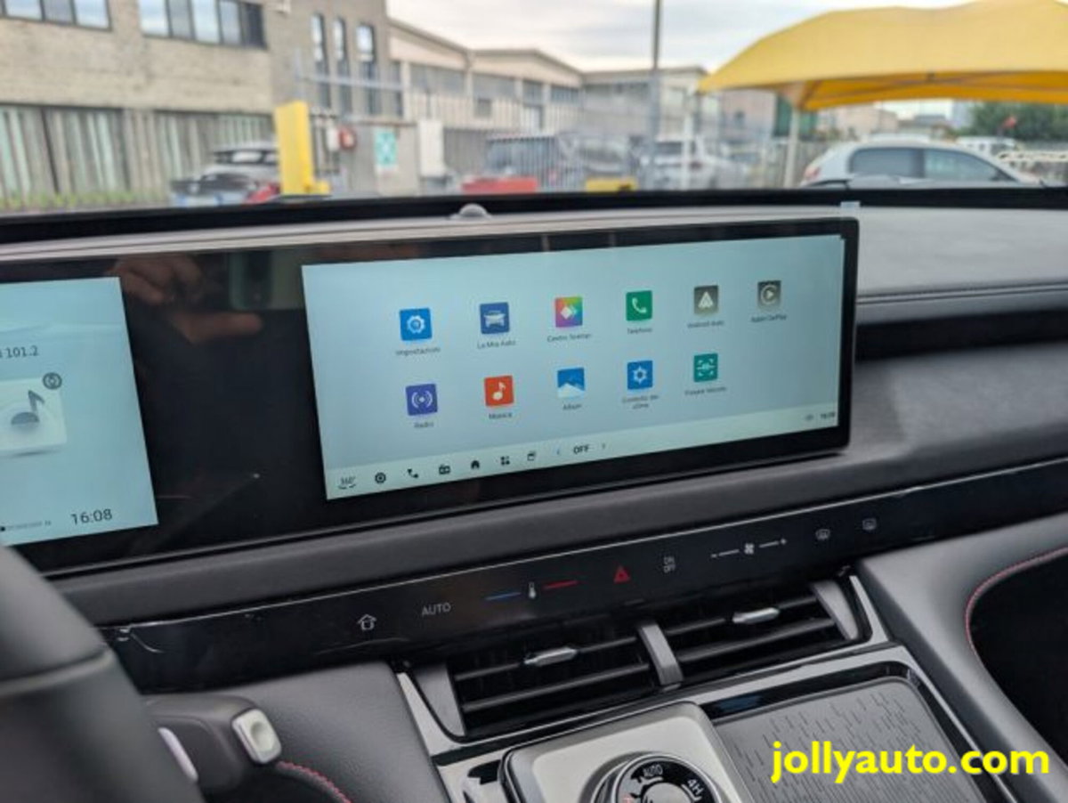 Maxus T60 2.0 Luxury awd 8at (17)