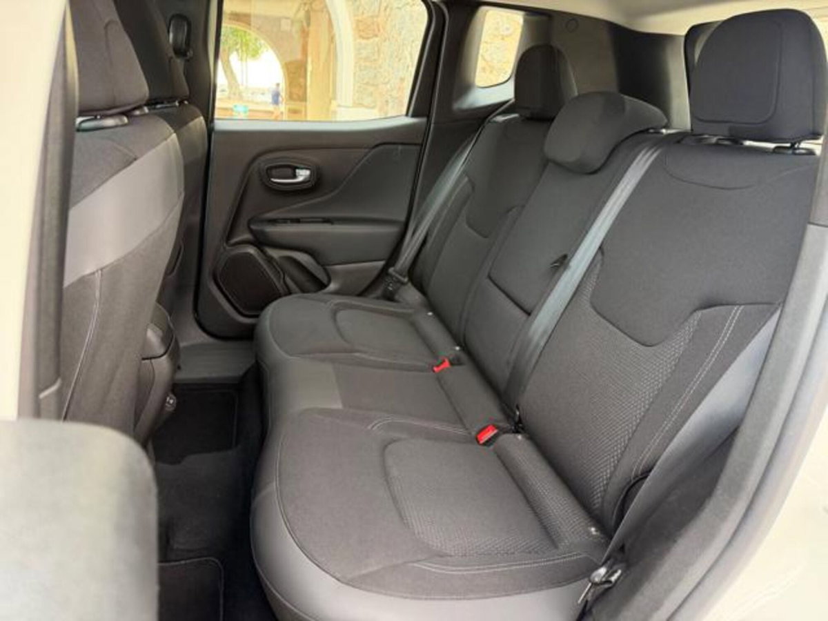 Jeep Renegade 1.6 Mjt 130 CV S (11)