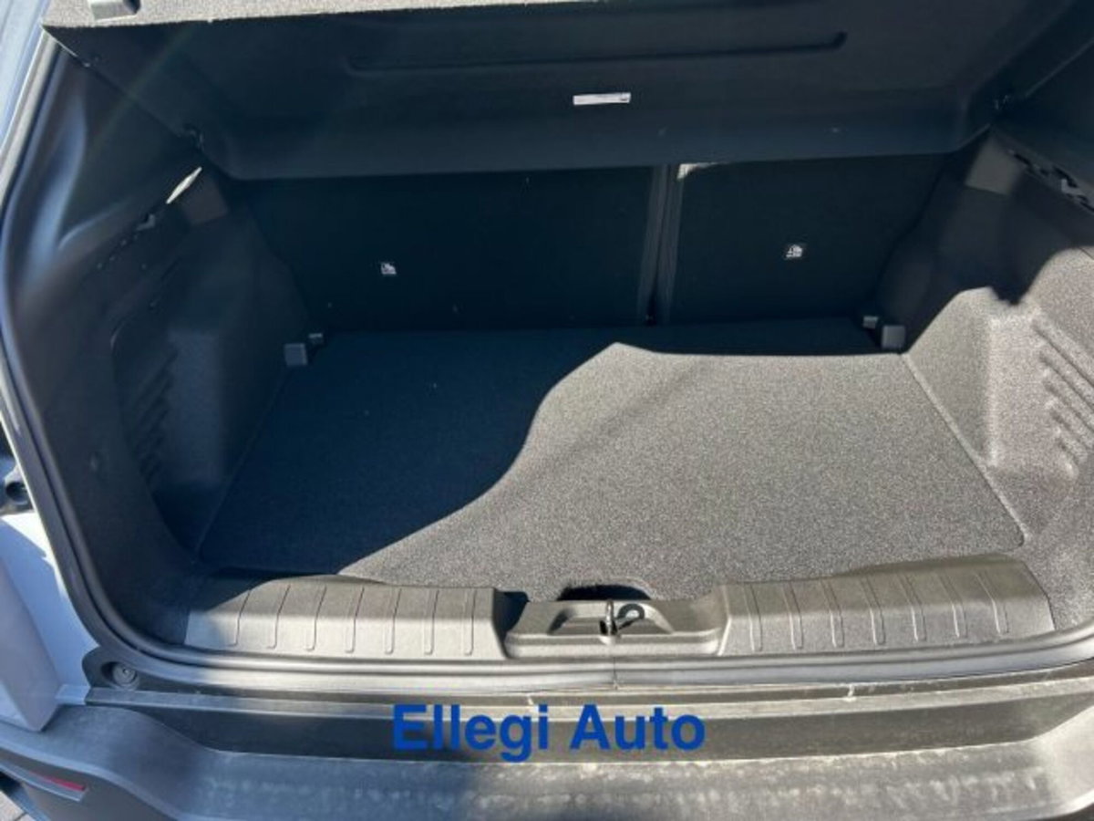 Jeep Avenger 1.2 turbo Summit fwd 100cv (13)