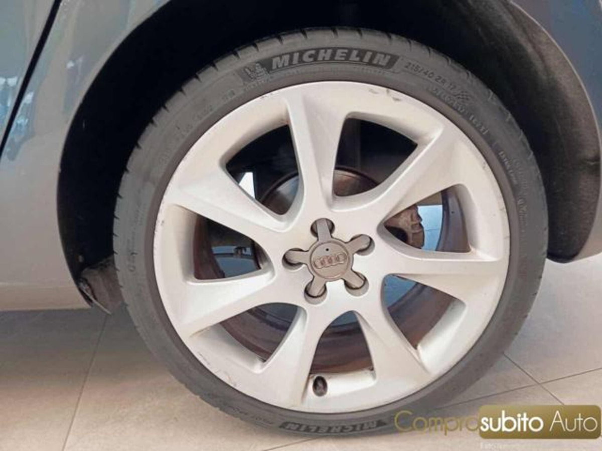Audi A1 Sportback 1.6 TDI S tronic S line edition plus (16)