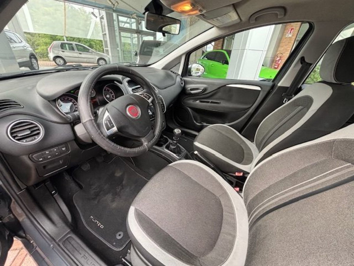 Fiat Punto 1.2 8V 5 porte Easy (11)