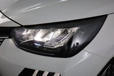 Peugeot 208 PureTech 100 Stop&Start 5 porte Allure (9)