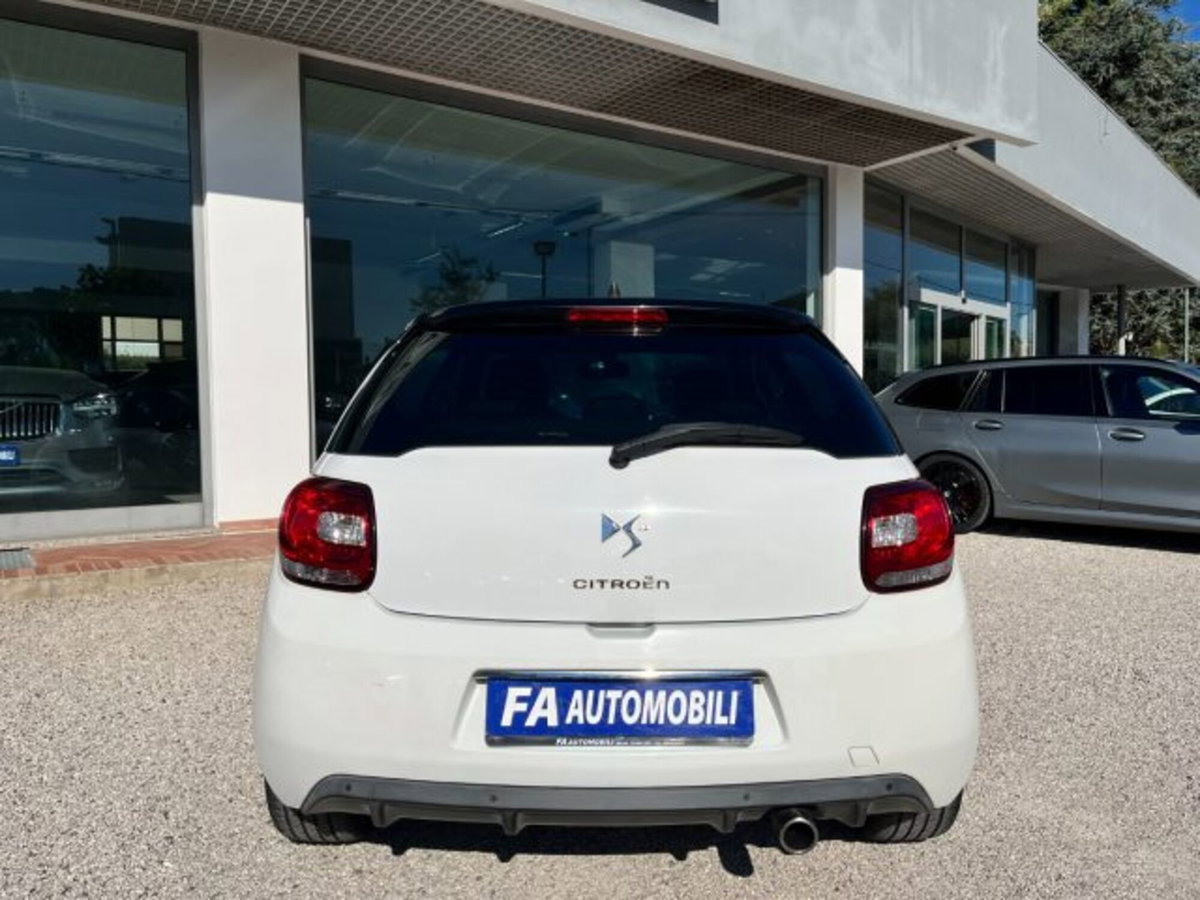 Ds DS 3 Coupé DS 3 1.6 e-HDi 90 airdream CMP6 So Chic (15)
