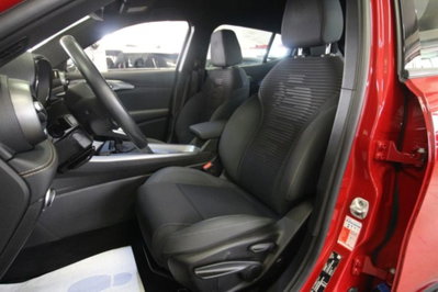 Alfa Romeo Tonale 1.6 Sprint 130cv tct6 (19)