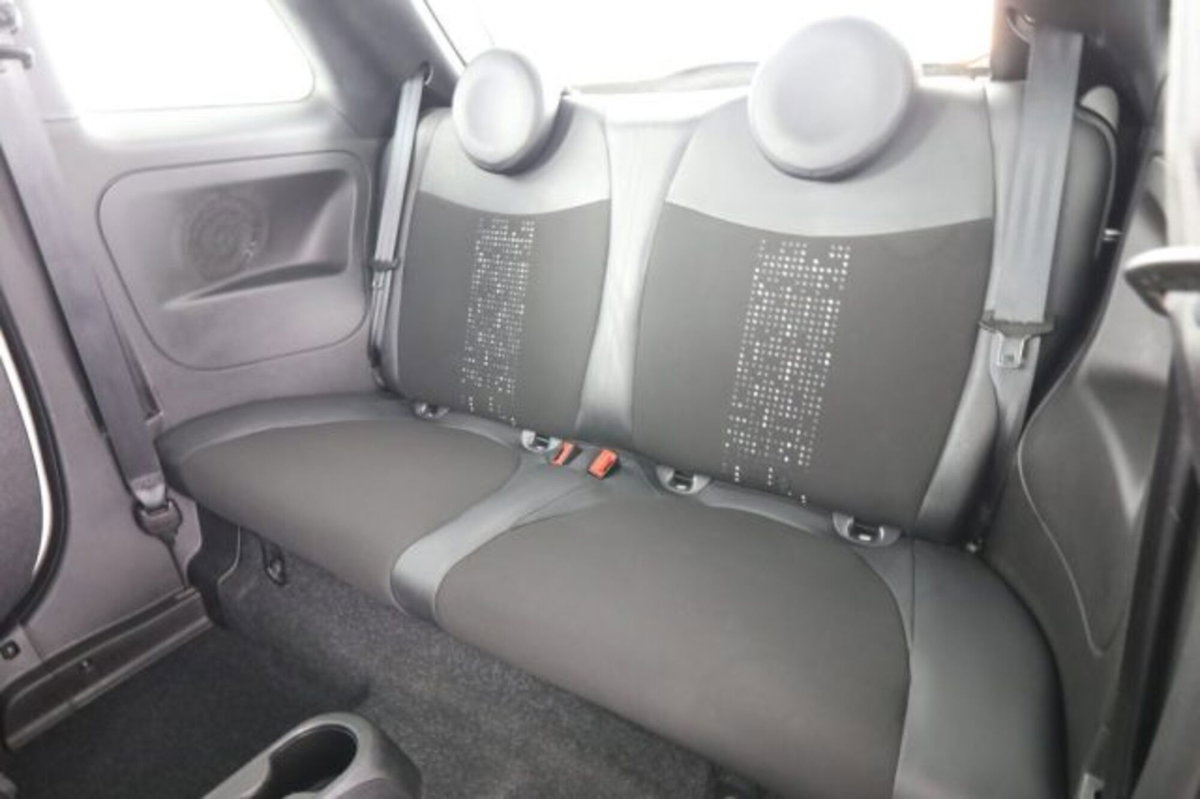 Fiat 500 1.0 Hybrid Connect (2)