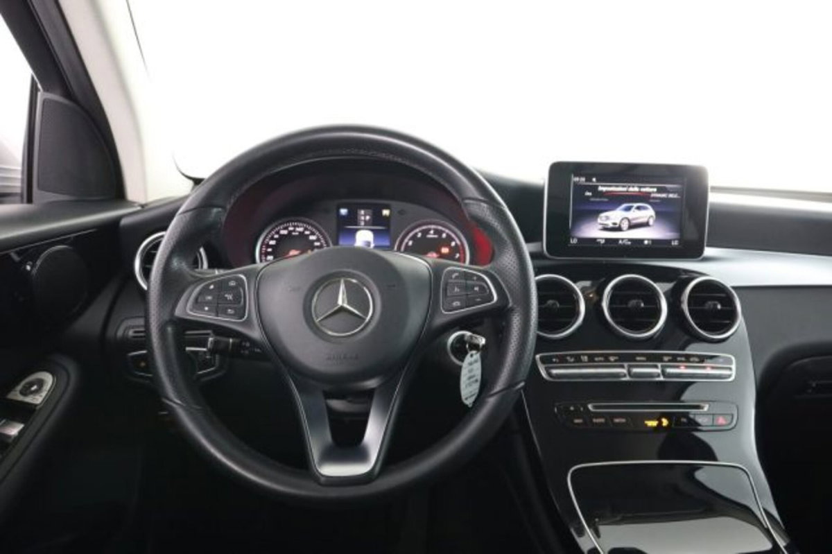 Mercedes-Benz CLA Shooting Brake 250 4Matic Automatic Executive (4)