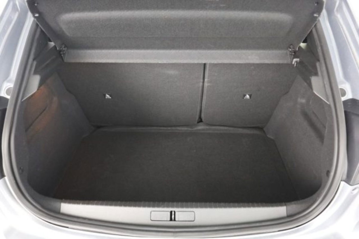 Peugeot 208 PureTech 100 Stop&Start 5 porte Allure (6)