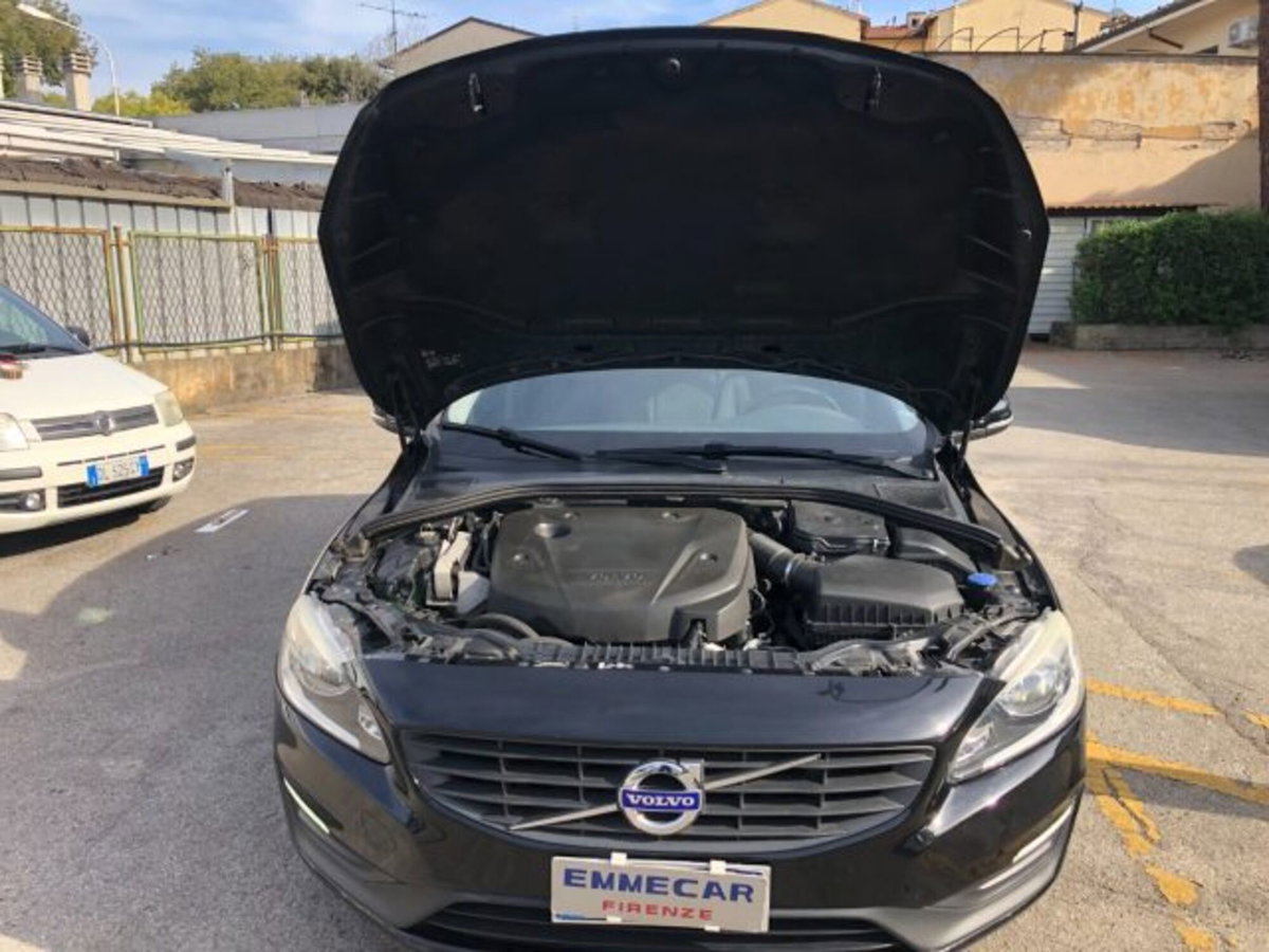 Volvo V60 D3 Business (18)