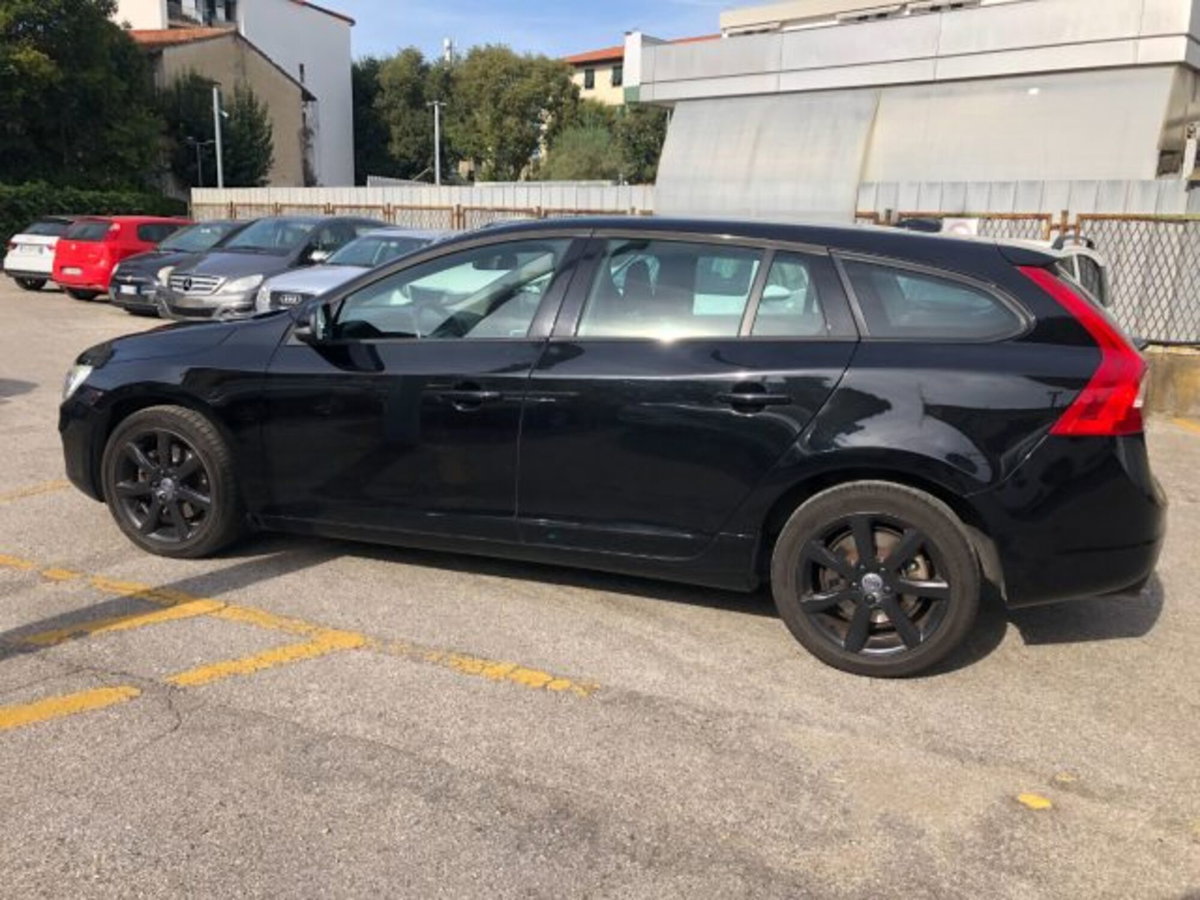 Volvo V60 D3 Business (5)