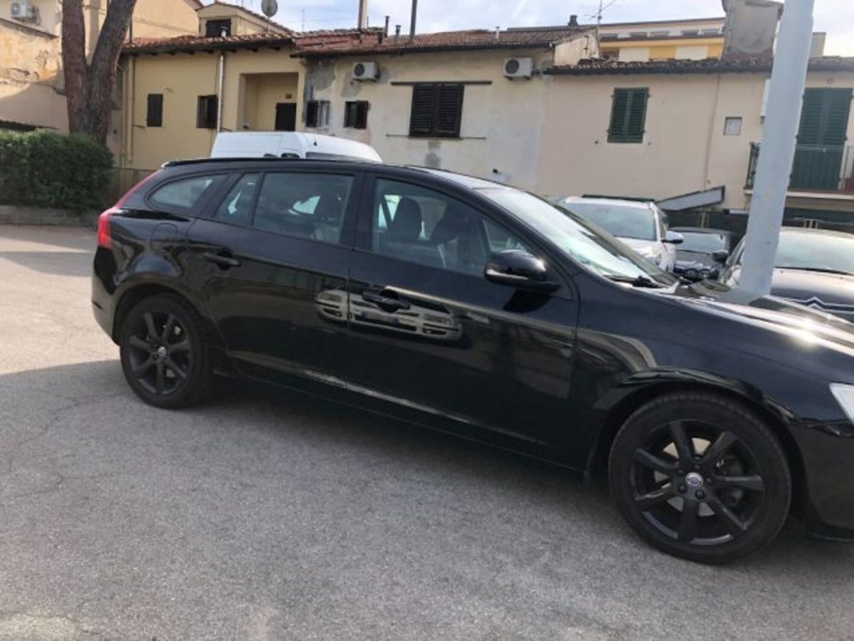 Volvo V60 D3 Business (6)