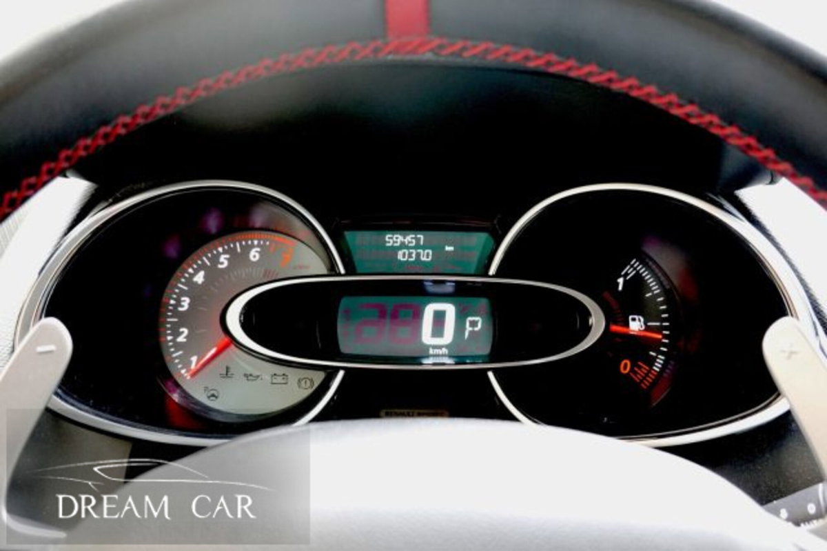 Renault Clio TCe 220CV EDC 5 porte Energy R.S. (12)
