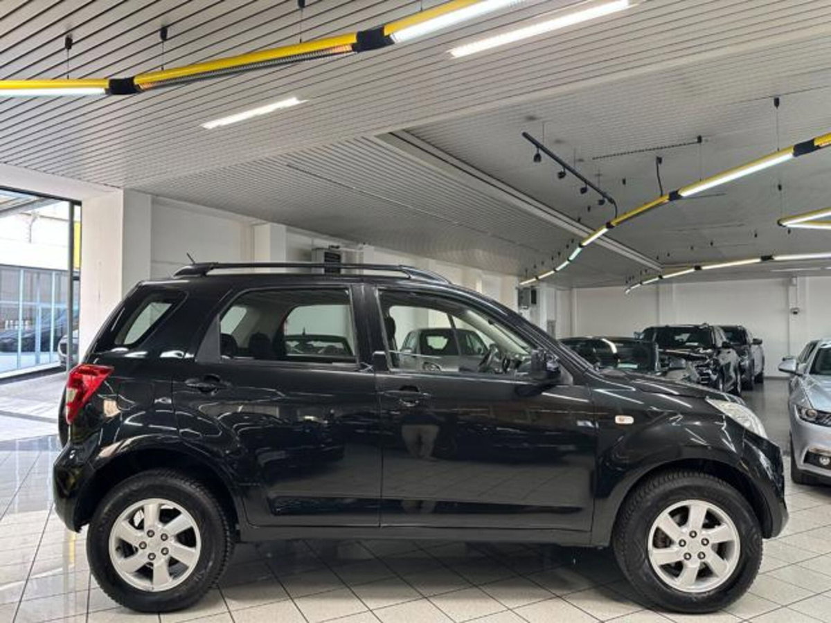 Daihatsu Terios 1.5 4WD Hiro (5)
