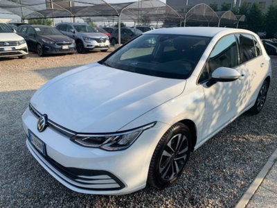 Volkswagen Golf 2.0 TDI SCR Life usata