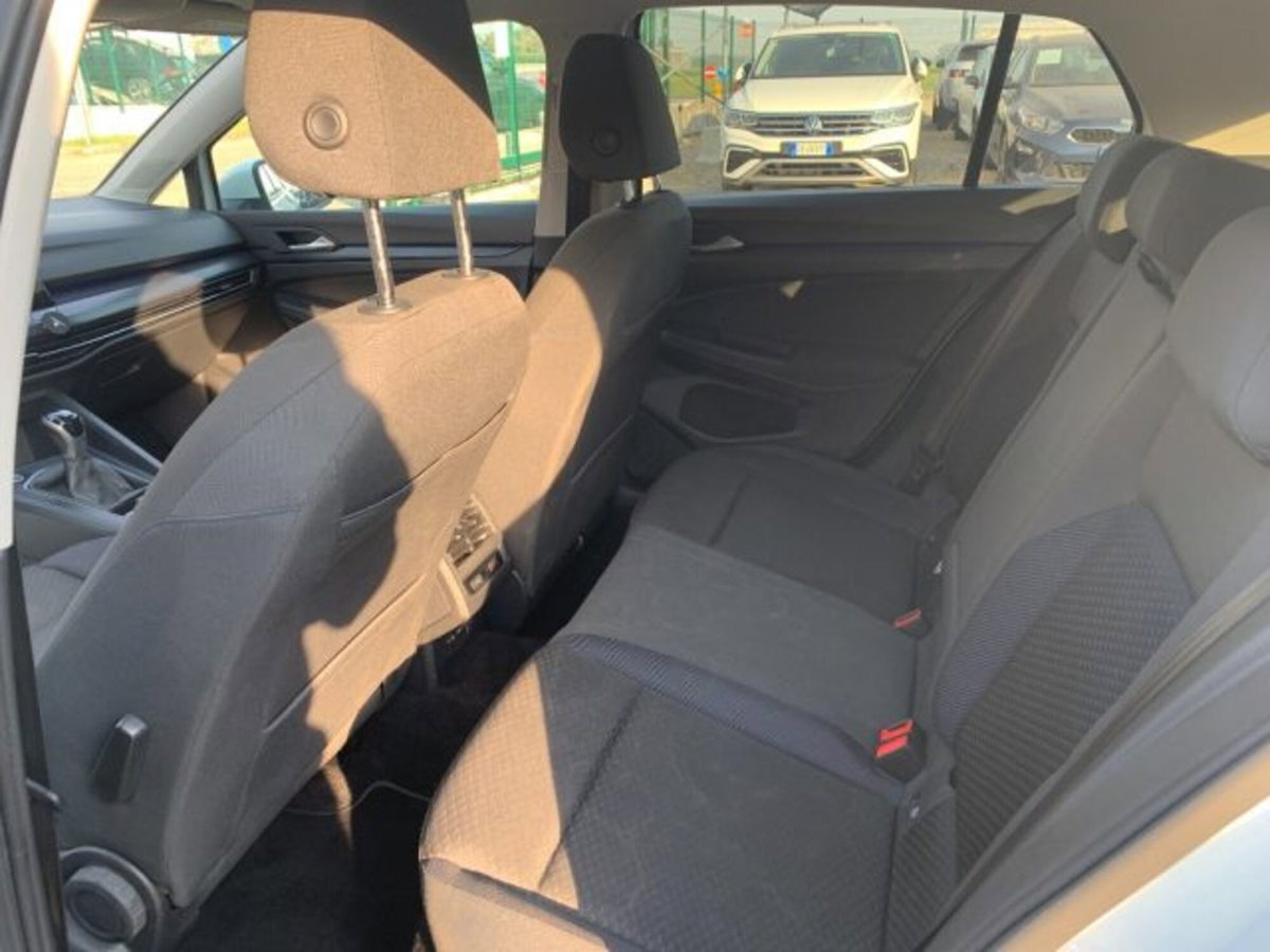 Volkswagen Golf 2.0 TDI SCR Life (10)