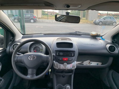 Toyota Aygo 1.0 12V VVT-i 5 porte Active (11)